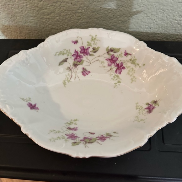 Habsburg Austria China Large Serving Bowl - Picture 2 of 6